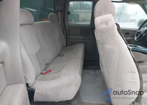 2005 Chevrolet Silverado 1500 Z71 z USA, uszkodzony, nr VIN 1GCEK19B35E121805